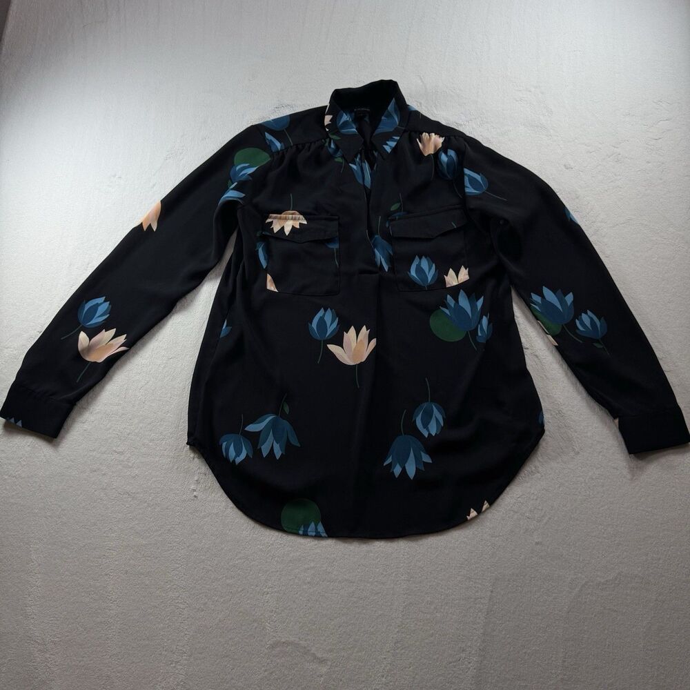 Ann Taylor blouse Women’s Size XS Long Sleeve Color Black